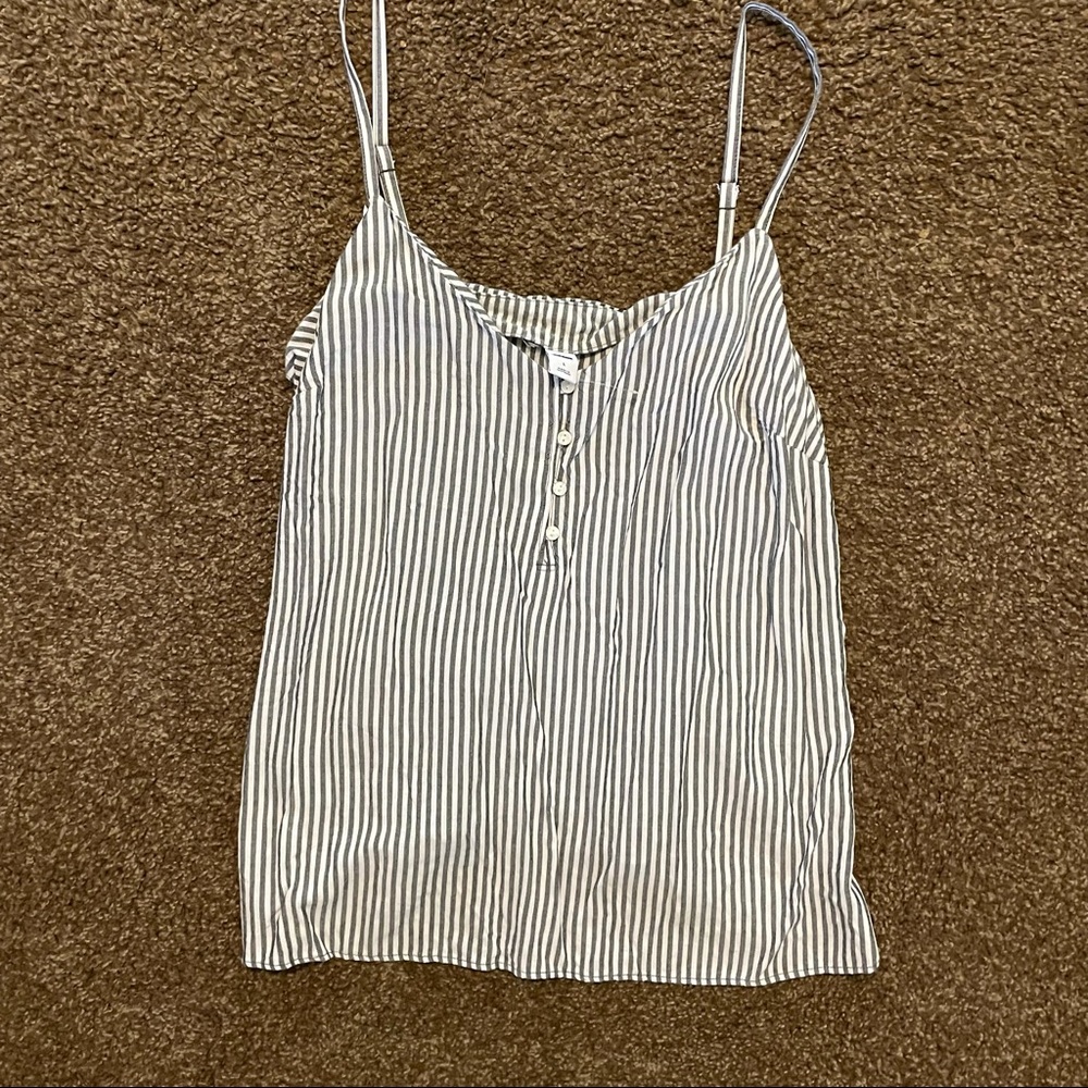 Old Navy Large NWOT